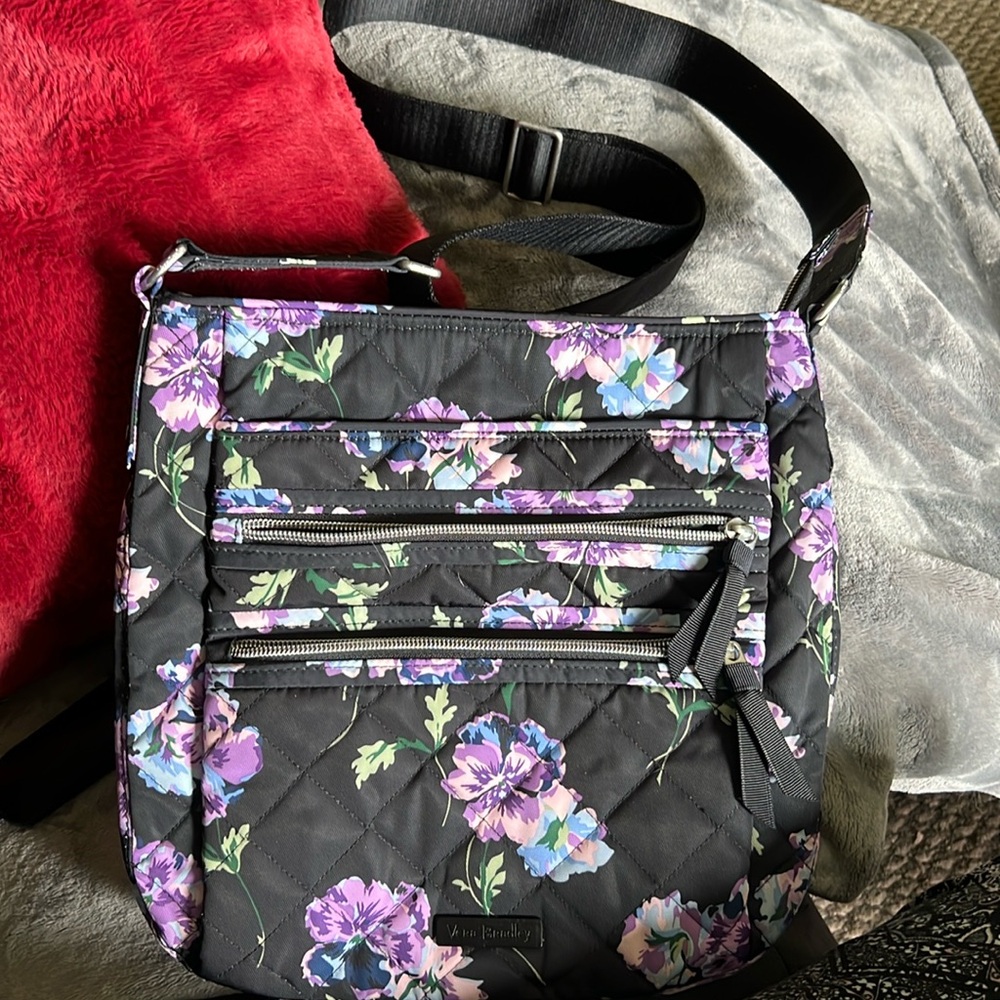 Vera Bradley Purse, Floating Plum Pansies